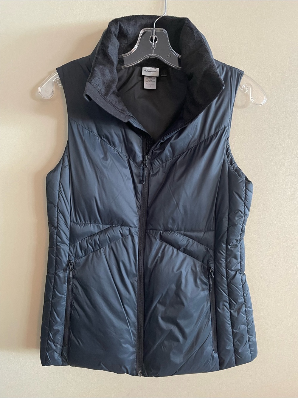 Champion Women's Black Quilted Insulated Vest NWNT